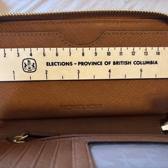 Michael Kors Jet Set Travel wristlet phone case wallet - Picture 9 of 11